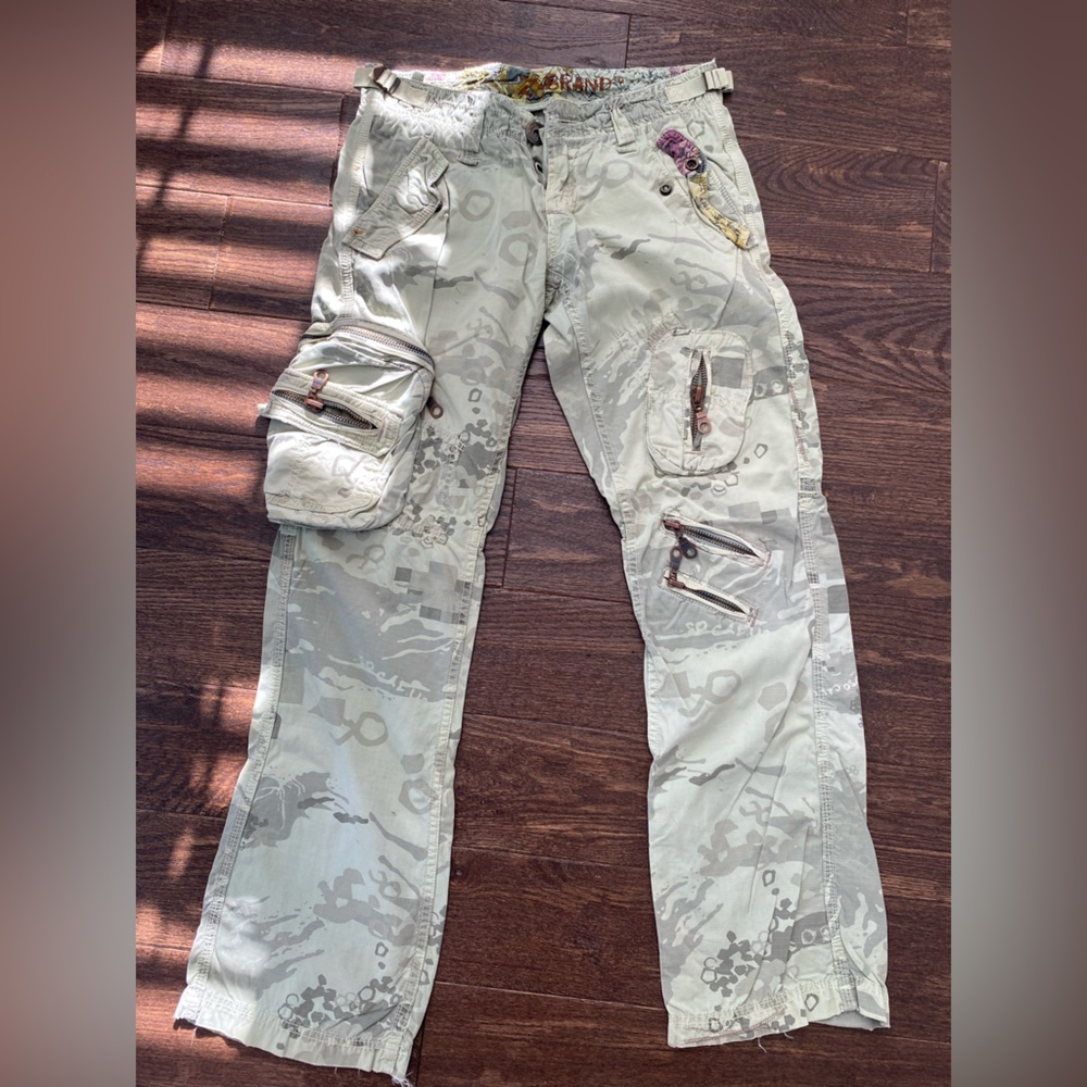 Moro pants